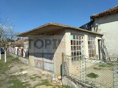 Продажба - Къща в Сенокос,  Добрич