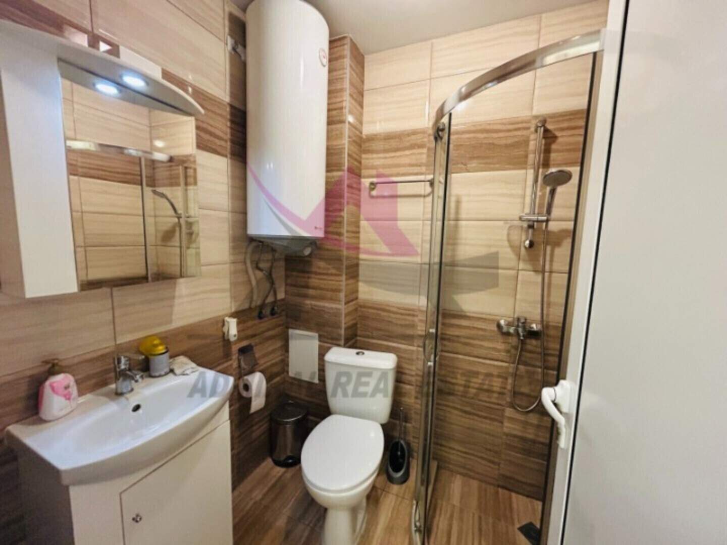 Cu două camere Apartament în Levski, Varna – fotografia 6