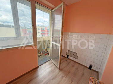 Продажа - Квартира в Нови Пазар,  Шумен