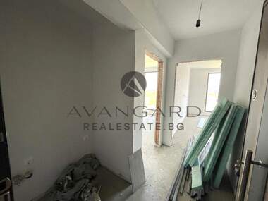 Продажба - Апартамент в Остромила,  Пловдив