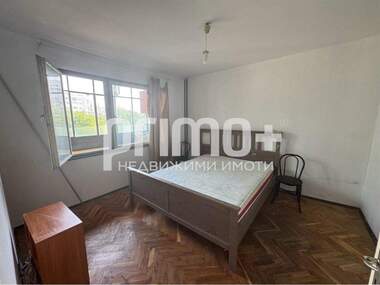 Vânzare - Apartament în Sveta Troița,  Sofia