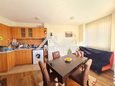 For sale - Apartment in Kolhozen pazar,  Varna