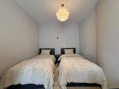 Închiriere - Apartament în Țentăr,  Burgas