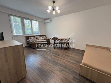 Închiriere - Apartament în Dobrudjanski,  Șumen