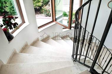 Vânzare - Apartament în Balcic,  Dobrice