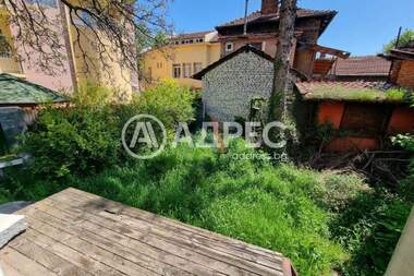 Vânzare - Apartament în Triăgălnika-Nadejda,  Sofia