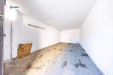 For rent - Garage in Ideal City Center,  Pleven