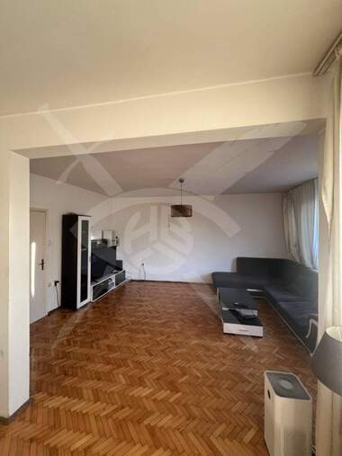 Miete - Wohnung in Mladejki halm,  Plowdiw