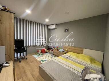For sale - Apartment in Dobrudjanski,  Shumen