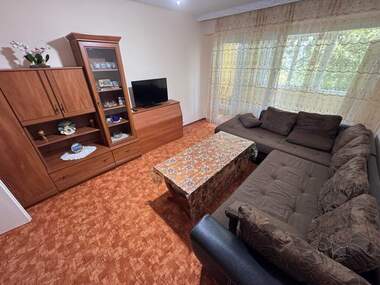 Închiriere - Apartament în Izgrev,  Burgas