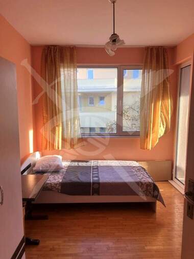 Miete - Wohnung in Mladejki halm,  Plowdiw