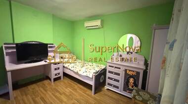 Închiriere - Apartament în Trakiîski,  Haskovo