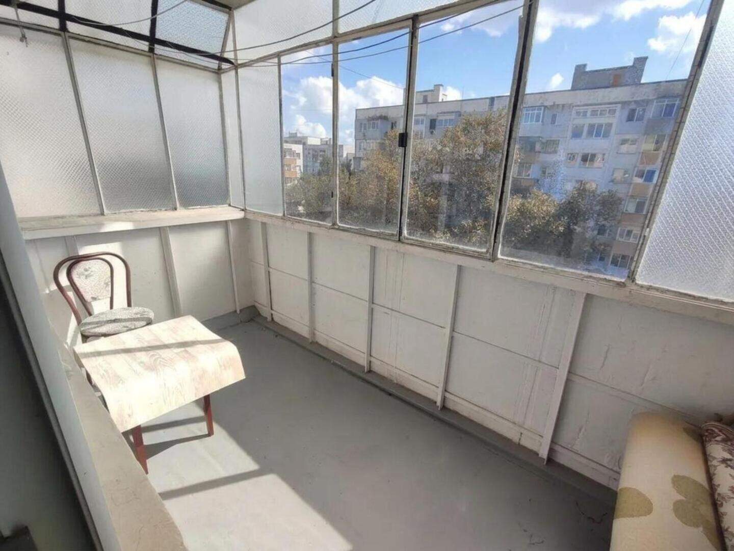 Тристаен Апартамент в Окръжна болница - Генерали, Варна – снимка 8