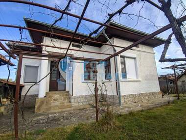 Verkauf - Haus in Elena,  Weliko Tarnowo