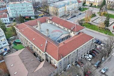 Kira - Bina olarak Center,  Ruse