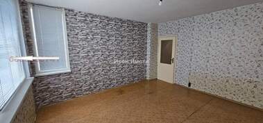 Vânzare - Apartament în Graf Ignatiev,  Iambol