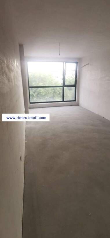 Verkauf - Wohnung in Üjen,  Plowdiw