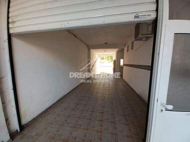 Satış - Garaj olarak Vazrojdenci,  Karcali