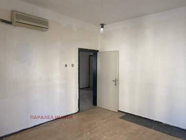 Продажба - Апартамент в Каменица 1,  Пловдив