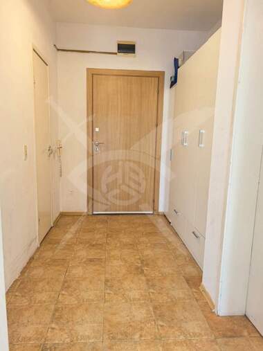 For rent - Apartment in Kolhozen pazar,  Varna