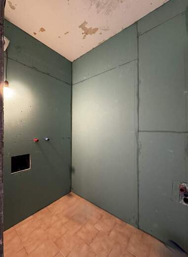 Продажба - Апартамент в Дружба 3,  Русе